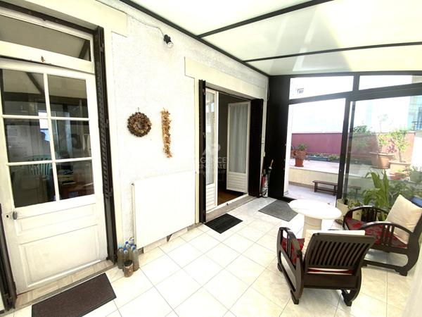 Appartement Nanterre 5 pièce(s) 116 m² 565 000 € **  - Référence  15536