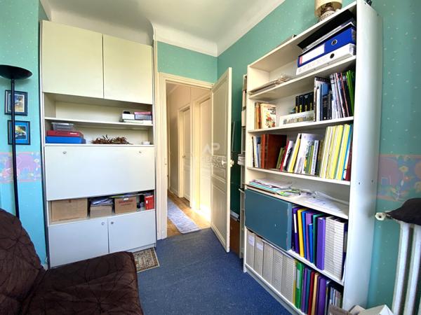 Appartement Nanterre 5 pièce(s) 116 m² 565 000 € **  - Référence  15536