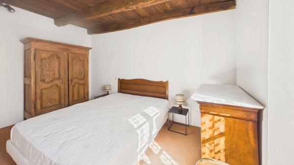 Maison en pierre avec jardin Calme, charme et beau potentiel d'aménagement Rieupeyroux