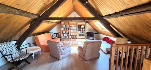 Maison en pierre avec jardin Calme, charme et beau potentiel d'aménagement Rieupeyroux