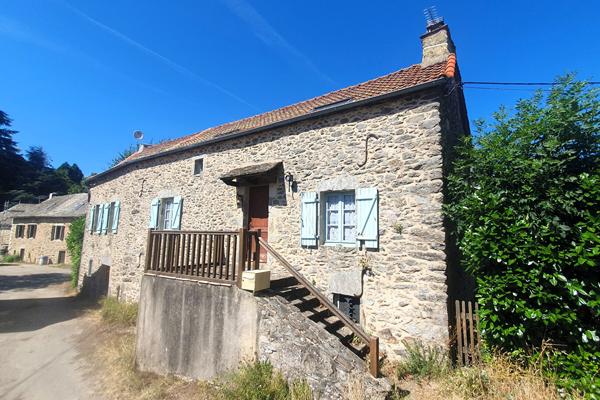 Maison en pierre avec jardin Calme, charme et beau potentiel d'aménagement Rieupeyroux