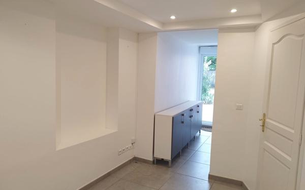 Appartement à louer    3 pièces •  Vernaison