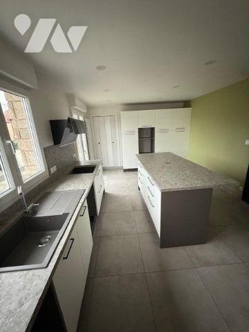 Maison à Vendre à Hesdin-la-Forêt (62140) en Pas-de-Calais (62)

Cette maison offre une surfa...