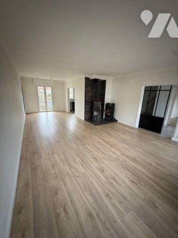 Maison à Vendre à Hesdin-la-Forêt (62140) en Pas-de-Calais (62)

Cette maison offre une surfa...