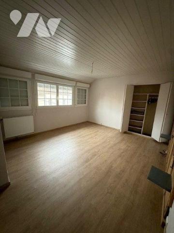 Maison à Vendre à Hesdin-la-Forêt (62140) en Pas-de-Calais (62)

Cette maison offre une surfa...