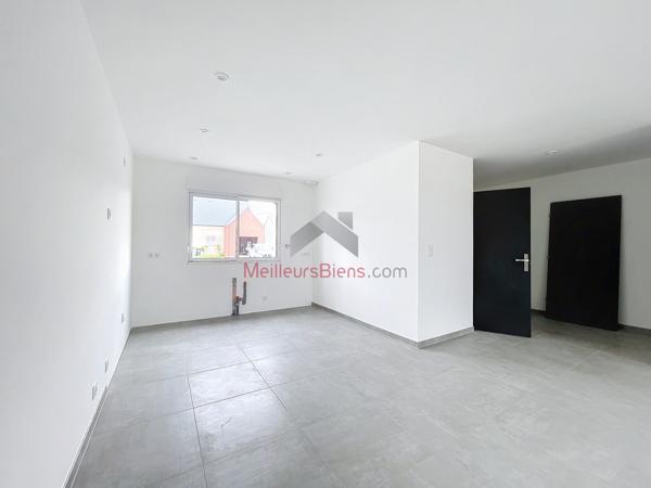 Maison contemporaine de plain-pied à Querré 49330