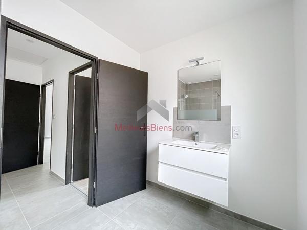 Maison contemporaine de plain-pied à Querré 49330