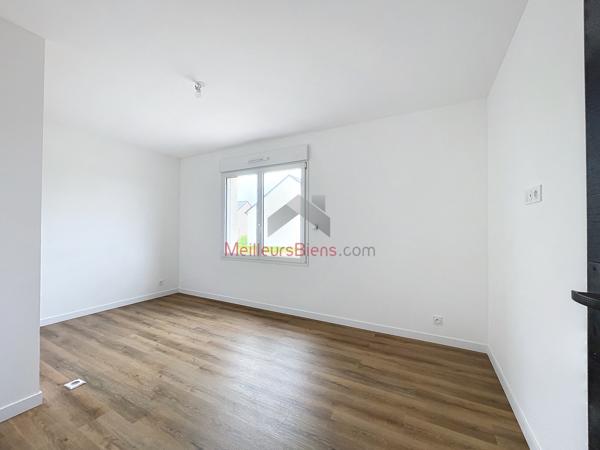 Maison contemporaine de plain-pied à Querré 49330