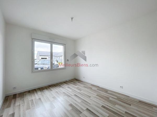 Maison contemporaine de plain-pied à Querré 49330