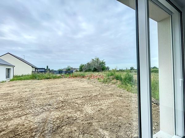 Maison contemporaine de plain-pied à Querré 49330