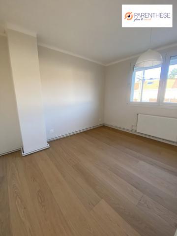 Maison semi individuelle / garage et jardin sud ouest