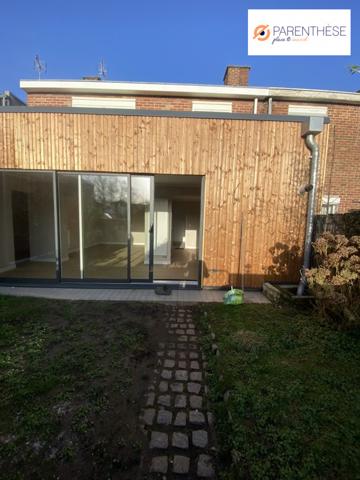 Maison semi individuelle / garage et jardin sud ouest