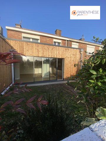 Maison semi individuelle / garage et jardin sud ouest