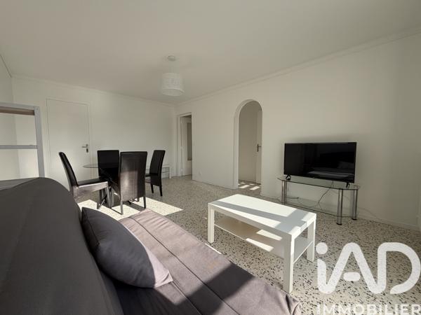 Location studio 37,69 m² Saint-Thibault-des-Vignes
