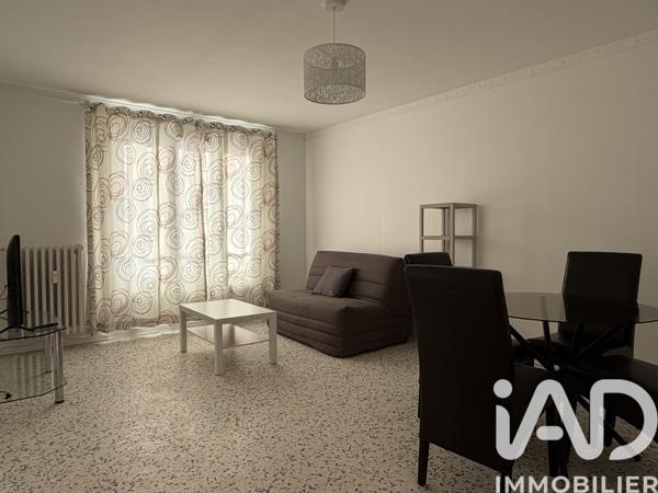 Location studio 37,69 m² Saint-Thibault-des-Vignes