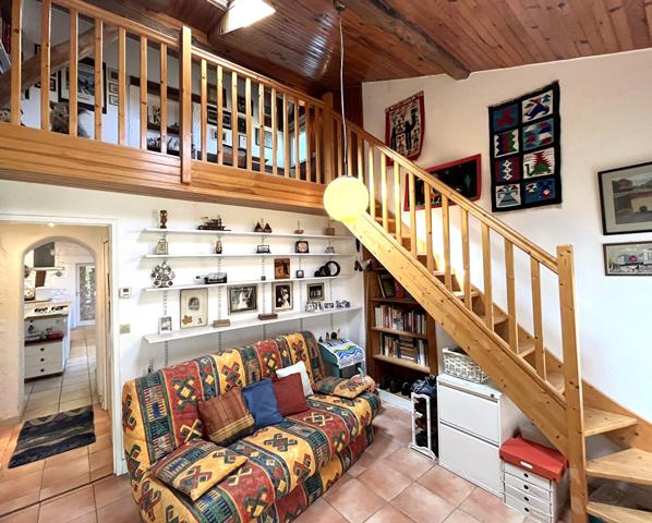 Maison Montmoreau Saint Cybard 7 pièce(s) 186 m2 Montmoreau saint cybard
