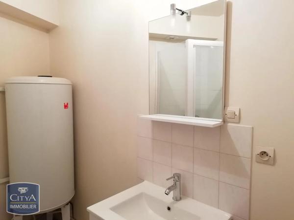 Appartement à louer 2 pièces 44.6m² Avoine (37420)