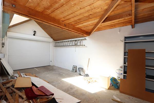 Maison familiale avec fort potentiel, 116 m² de potentiel habitable - Garage/atelier