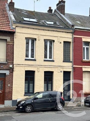 Immeuble à vendre  140 m2 ST QUENTIN - 02