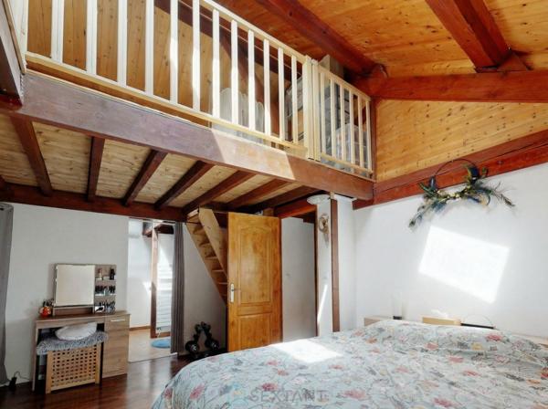 GRANS (13)  –  Maison de village rénovée – 3 chambres – 110 m²