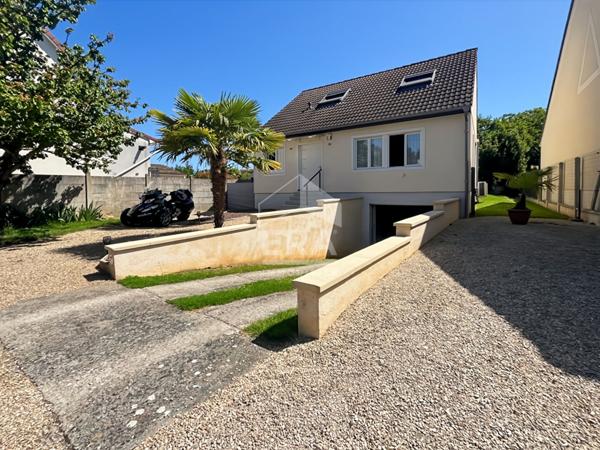 MAISON 6 PIÈCES 113 M² , BEAUX VOLUMES ET GRAND TERRAIN