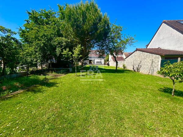 MAISON 6 PIÈCES 113 M² , BEAUX VOLUMES ET GRAND TERRAIN