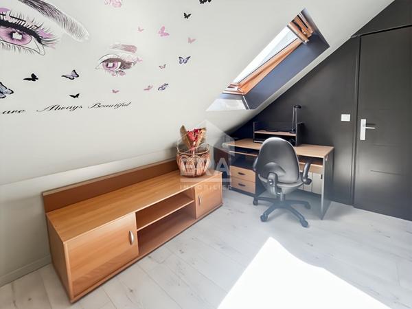 MAISON 6 PIÈCES 113 M² , BEAUX VOLUMES ET GRAND TERRAIN