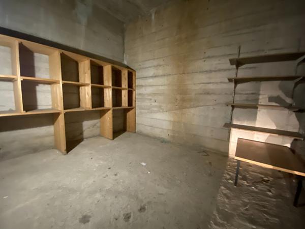 LAVAL RESIDENCE MONTMORRENCY GARAGE FERME ET CAVE