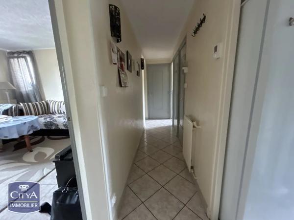 Appartement à vendre 4 pièces 72.49m² Pont-de-Chéruy (38230)