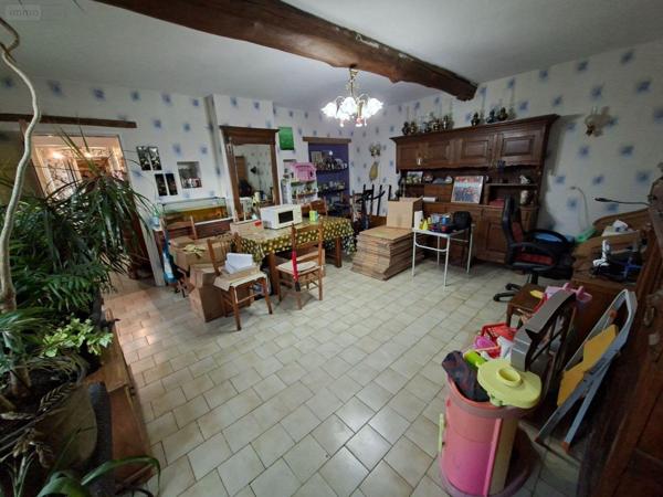 Maison rurale à vendre à Ferrière-la-Petite dans le Nord (59680), ref : 2217