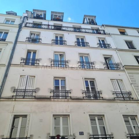 Studio place Voltaire à refaire entièrement