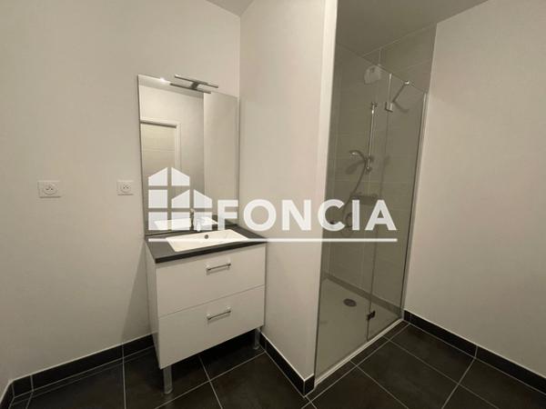 Location Appartement 2 pièces 45.15 m² - 19 RUE DE L'YSER Ploemeur 56270
