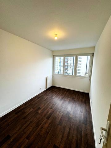 A VENDRE - La Rochelle - Appartement 3 Chambres - Balcon - Parking - Cave