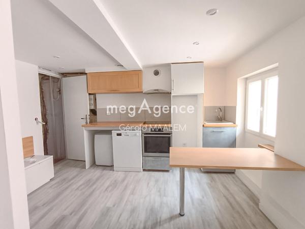 Appartement à FREJUS, 83600 - 1 pièce 18m²