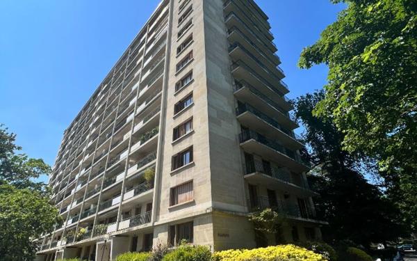 Appartement à louer    2 pièces •  Antony