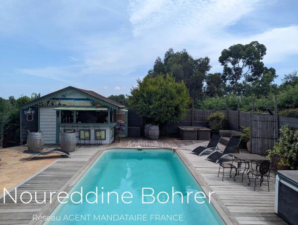 Immobilier Grimaud (83310) – Maison 262m2 – 1 575 000 €