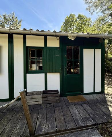 Cap Ferret 44 hectares 2eme ligne, plage du Mimbeau, 5 ravissantes cabanes bois sur terrain de 980 m2