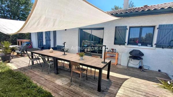 Vente                                                      Maison
                        
                     5 pièces                      121 m2                     à Soual