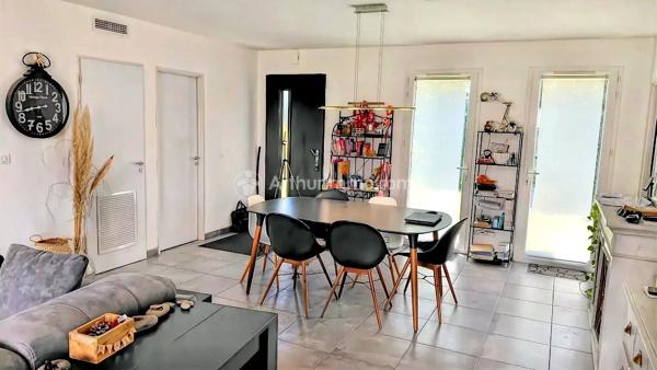 Vente                                                      Maison
                        
                     5 pièces                      121 m2                     à Soual