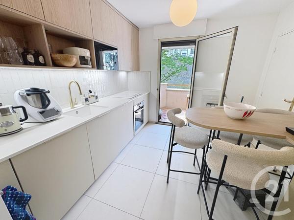 Appartement F4 à vendre  4 pièces - 112 m2 LYON - 69007