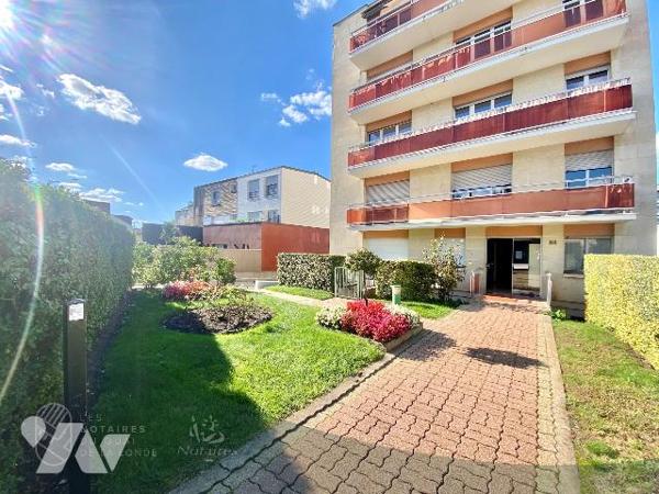 NANTERRE