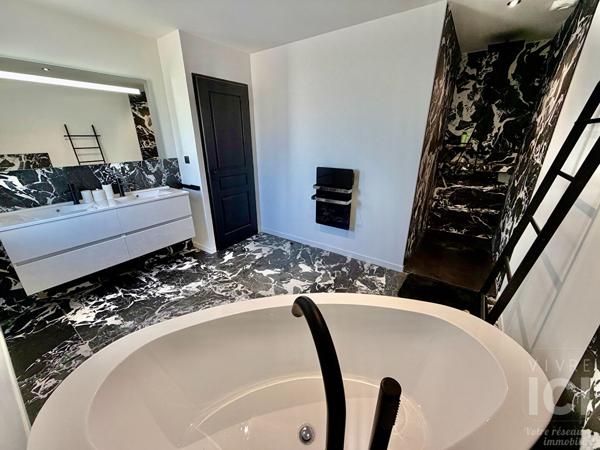 MAISON - CONTEMPORAINE - 125M² - 3 CHAMBRES - GARAGE- MENARDAIS