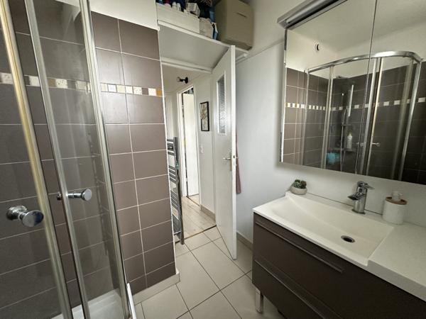 Appartement à EPINAY SUR SEINE (93800)