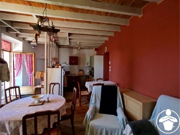 Vente                                                      Maison
                        
                     8 pièces                      193 m2                     à Villeneuve-sur-Lot