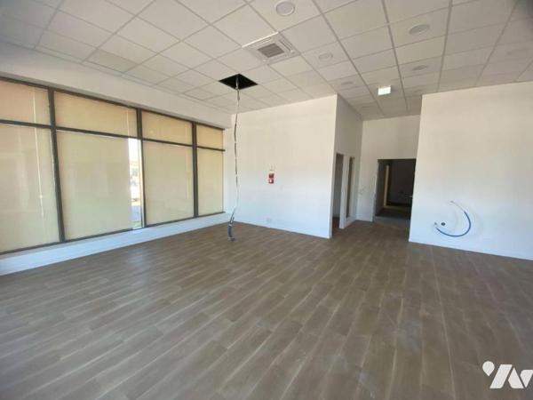 Local commercial / professionnel à louer à Essey-Lès-Nancy