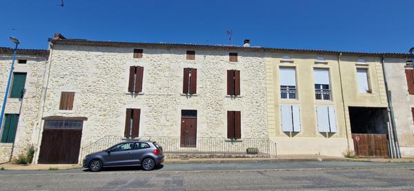 Maison de village 10 pièce(s) 5 chambre(s) 373 m²