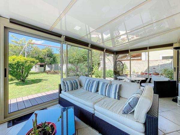 Longère de plus de 300 m² habitable, entièrement restaurée