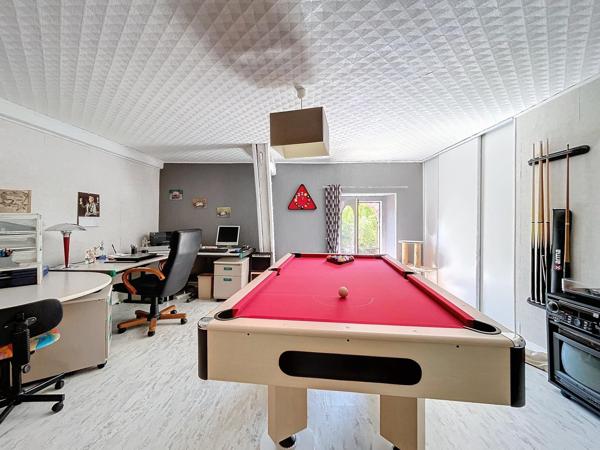 Longère de plus de 300 m² habitable, entièrement restaurée