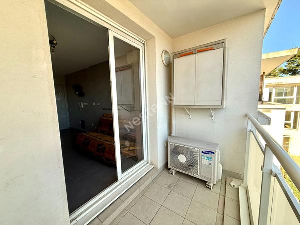 Appartement La Ciotat de 1 pièces de 33.27 m² avec garage dans résidence avec piscien