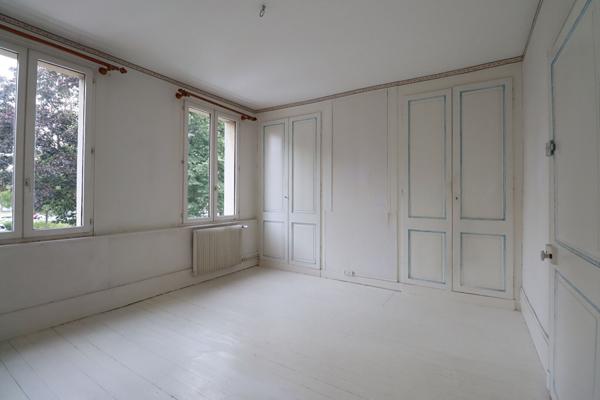 Maison 6 pièces - Louviers centre